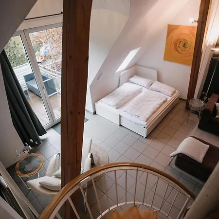 Nyaraló Eigenes Maisonettehaus In Idyllischer Lage Mit Balkon, Nahe Messe, 24h Self-check In, Gratis Parken *