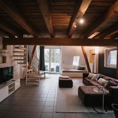 Eigenes Maisonettehaus In Idyllischer Lage Mit Balkon, Nahe Messe, 24h Self-check In, Gratis Parken * Σβάμπαχ