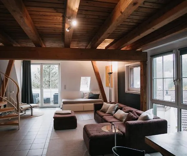 Eigenes Maisonettehaus In Idyllischer Lage Mit Balkon, Nahe Messe, 24h Self-check In, Gratis Parken Schwabach