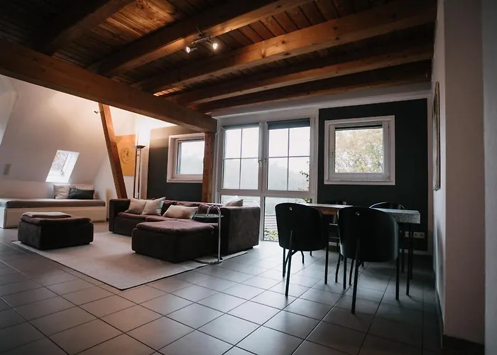 Eigenes Maisonettehaus In Idyllischer Lage Mit Balkon, Nahe Messe, 24h Self-check In, Gratis Parken Schwabach