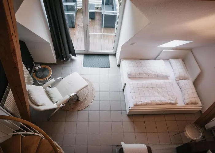 Hébergement de vacances Eigenes Maisonettehaus In Idyllischer Lage Mit Balkon, Nahe Messe, 24h Self-check In, Gratis Parken *