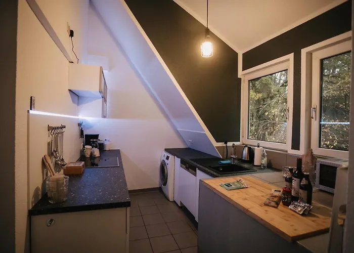 Eigenes Maisonettehaus In Idyllischer Lage Mit Balkon, Nahe Messe, 24h Self-check In, Gratis Parken * Schwabach