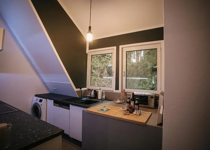 Hébergement de vacances Eigenes Maisonettehaus In Idyllischer Lage Mit Balkon, Nahe Messe, 24h Self-check In, Gratis Parken