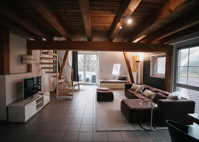 Eigenes Maisonettehaus In Idyllischer Lage Mit Balkon, Nahe Messe, 24h Self-check In, Gratis Parken Schwabach