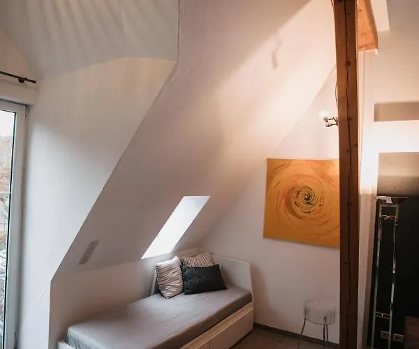 Eigenes Maisonettehaus In Idyllischer Lage Mit Balkon, Nahe Messe, 24h Self-check In, Gratis Parken Schwabach