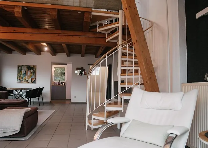 Eigenes Maisonettehaus In Idyllischer Lage Mit Balkon, Nahe Messe, 24h Self-check In, Gratis Parken Schwabach