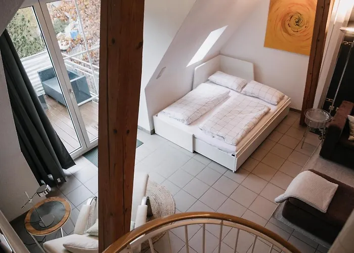 Hébergement de vacances Eigenes Maisonettehaus In Idyllischer Lage Mit Balkon, Nahe Messe, 24h Self-check In, Gratis Parken *